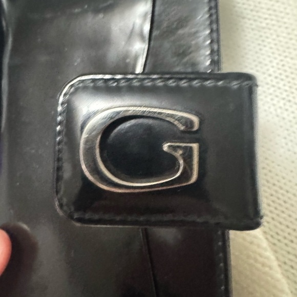 Gucci Patent Black Wallet with Silver Logo - Picture 2 of 13